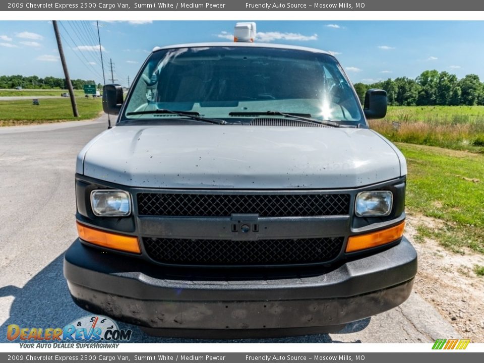 2009 Chevrolet Express 2500 Cargo Van Summit White / Medium Pewter Photo #9