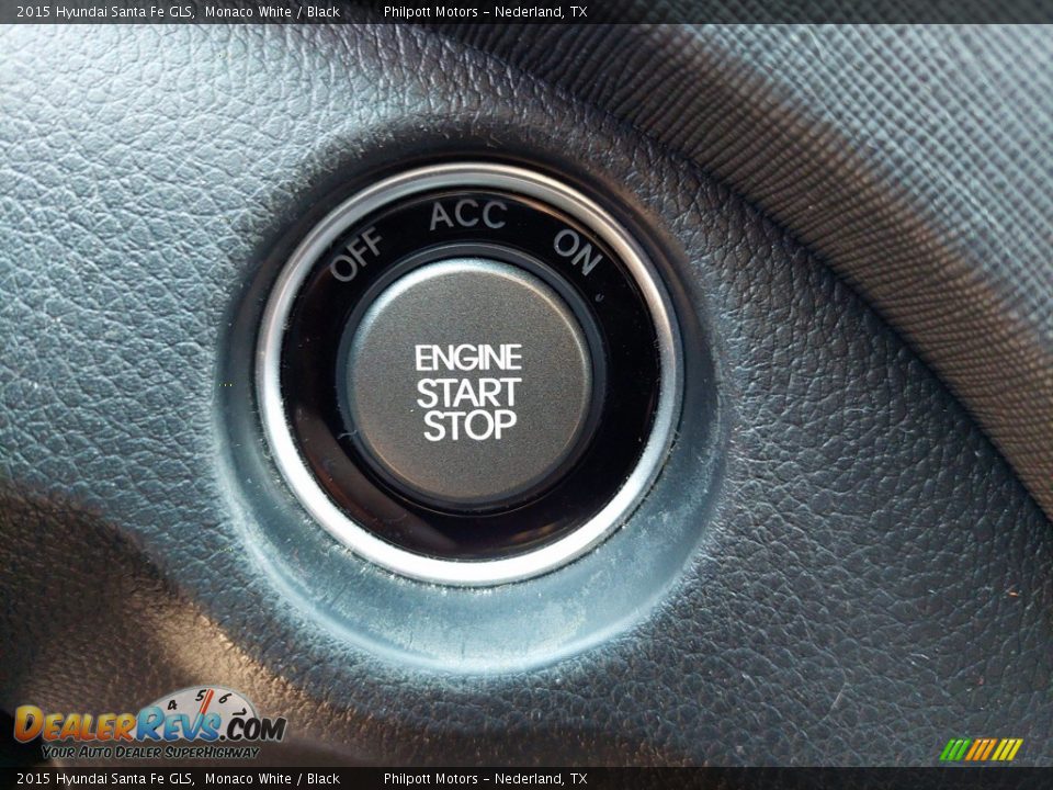 Controls of 2015 Hyundai Santa Fe GLS Photo #27