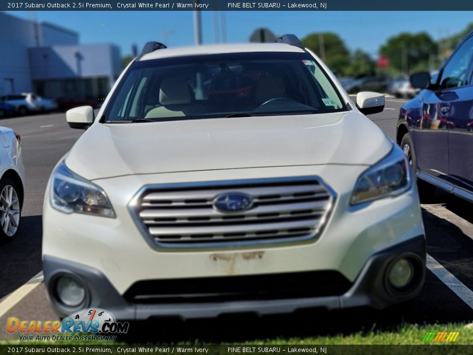 2017 Subaru Outback 2.5i Premium Crystal White Pearl / Warm Ivory Photo #2
