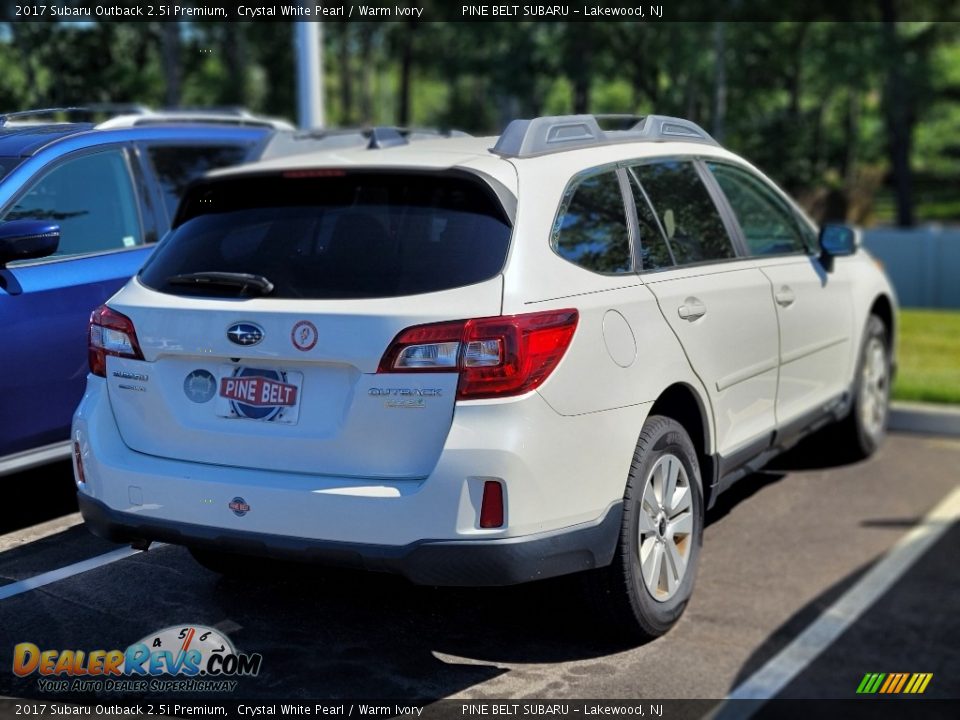2017 Subaru Outback 2.5i Premium Crystal White Pearl / Warm Ivory Photo #3