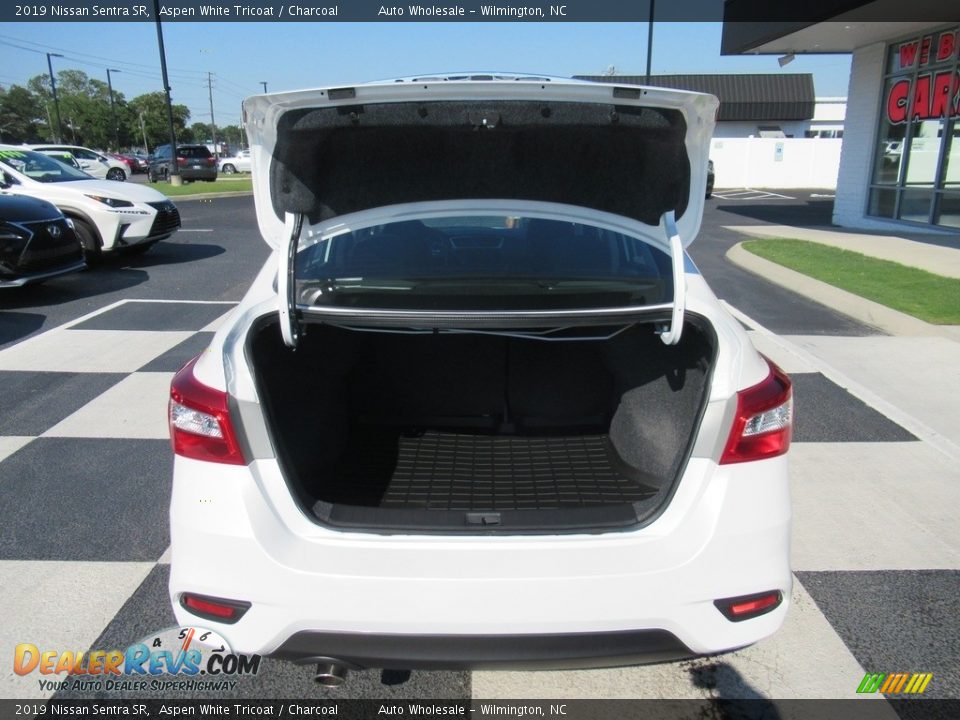 2019 Nissan Sentra SR Aspen White Tricoat / Charcoal Photo #5