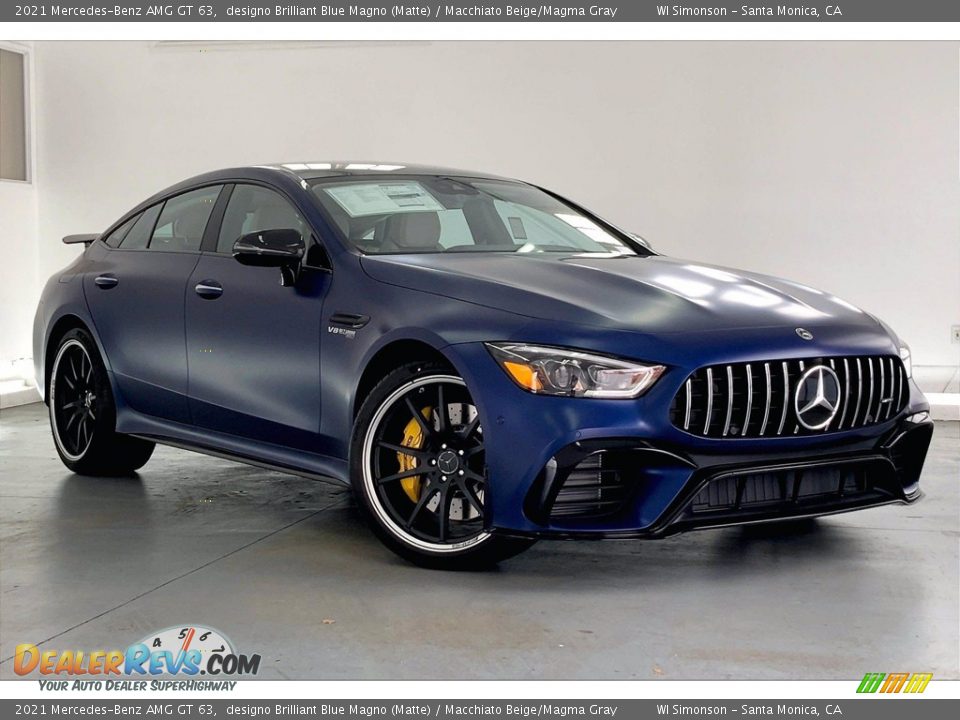 Front 3/4 View of 2021 Mercedes-Benz AMG GT 63 Photo #12