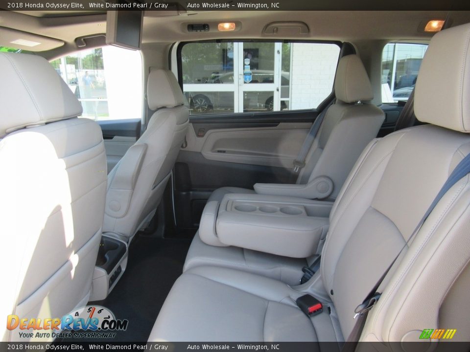 2018 Honda Odyssey Elite White Diamond Pearl / Gray Photo #12