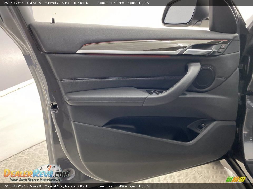 2016 BMW X1 xDrive28i Mineral Grey Metallic / Black Photo #13