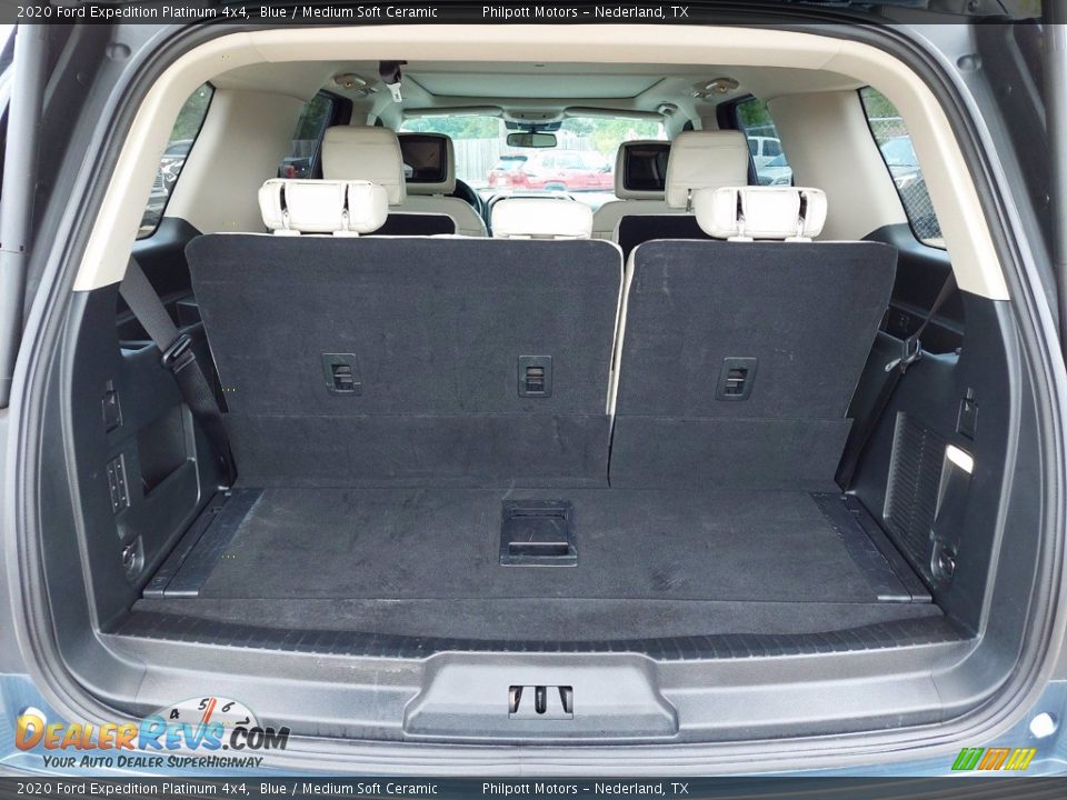 2020 Ford Expedition Platinum 4x4 Blue / Medium Soft Ceramic Photo #24