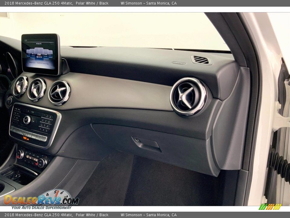 2018 Mercedes-Benz GLA 250 4Matic Polar White / Black Photo #16