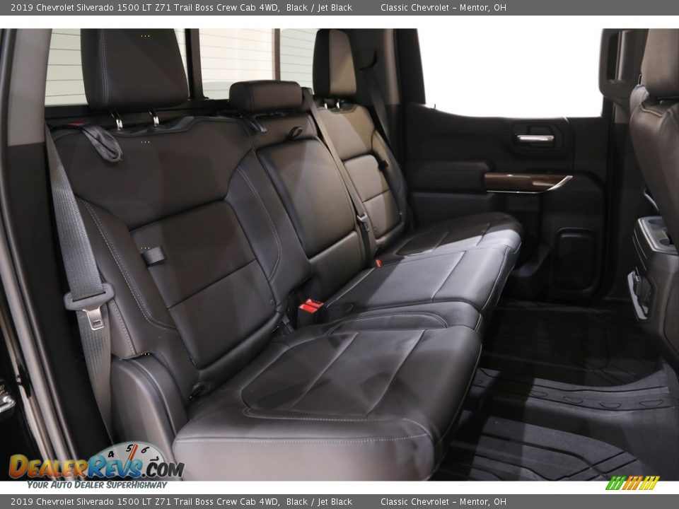 2019 Chevrolet Silverado 1500 LT Z71 Trail Boss Crew Cab 4WD Black / Jet Black Photo #17