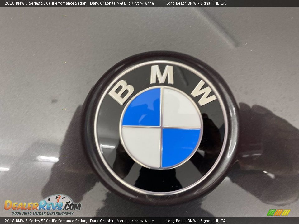 2018 BMW 5 Series 530e iPerfomance Sedan Dark Graphite Metallic / Ivory White Photo #8