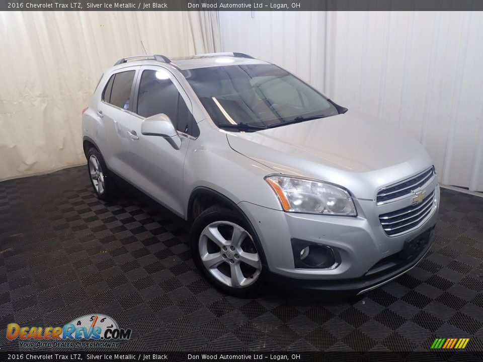 2016 Chevrolet Trax LTZ Silver Ice Metallic / Jet Black Photo #4