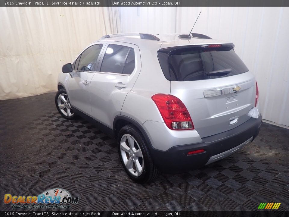 2016 Chevrolet Trax LTZ Silver Ice Metallic / Jet Black Photo #11