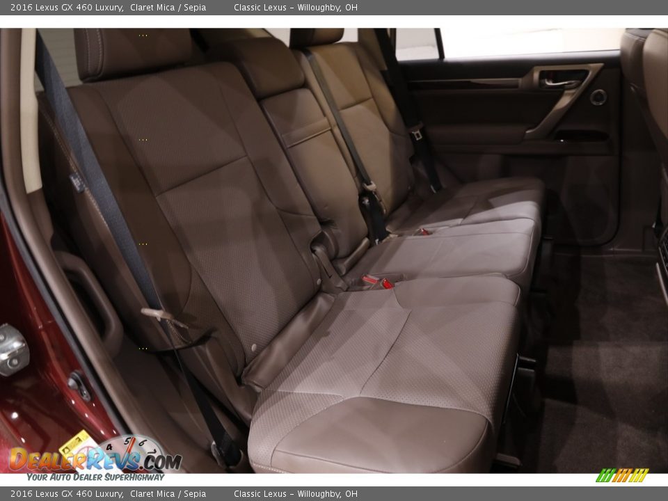 Rear Seat of 2016 Lexus GX 460 Luxury Photo #20