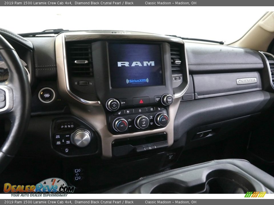 Dashboard of 2019 Ram 1500 Laramie Crew Cab 4x4 Photo #9
