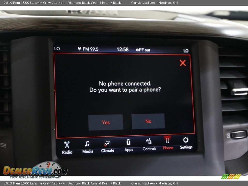 2019 Ram 1500 Laramie Crew Cab 4x4 Diamond Black Crystal Pearl / Black Photo #13
