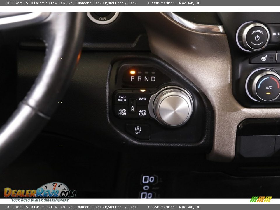 2019 Ram 1500 Laramie Crew Cab 4x4 Shifter Photo #14