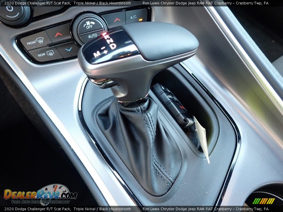 2020 Dodge Challenger R/T Scat Pack Shifter Photo #13