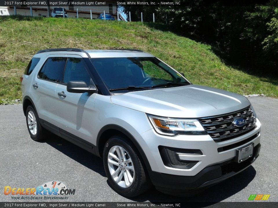 2017 Ford Explorer FWD Ingot Silver / Medium Light Camel Photo #5