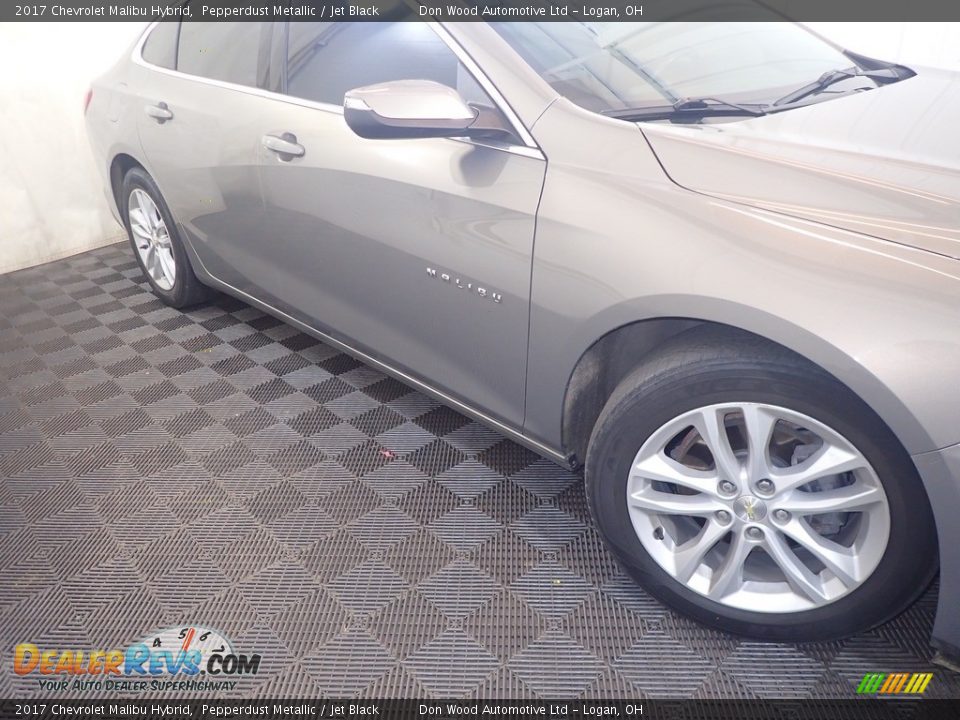 2017 Chevrolet Malibu Hybrid Pepperdust Metallic / Jet Black Photo #3