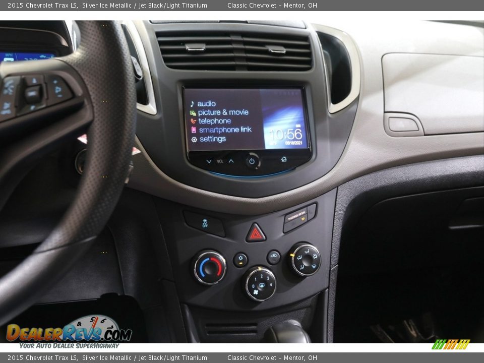 Controls of 2015 Chevrolet Trax LS Photo #8