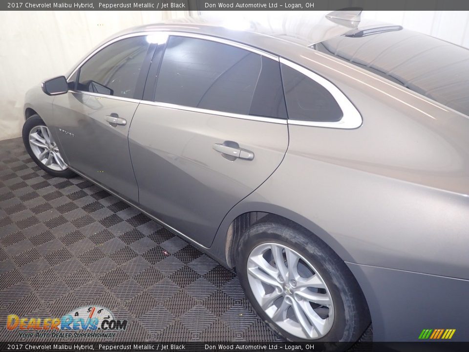 2017 Chevrolet Malibu Hybrid Pepperdust Metallic / Jet Black Photo #13