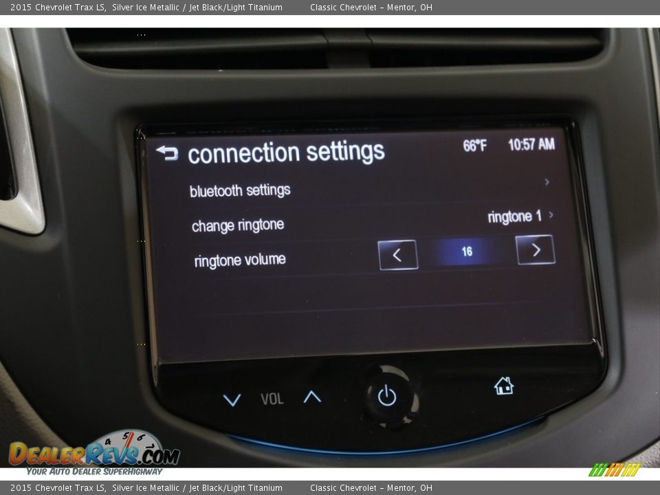 Controls of 2015 Chevrolet Trax LS Photo #10