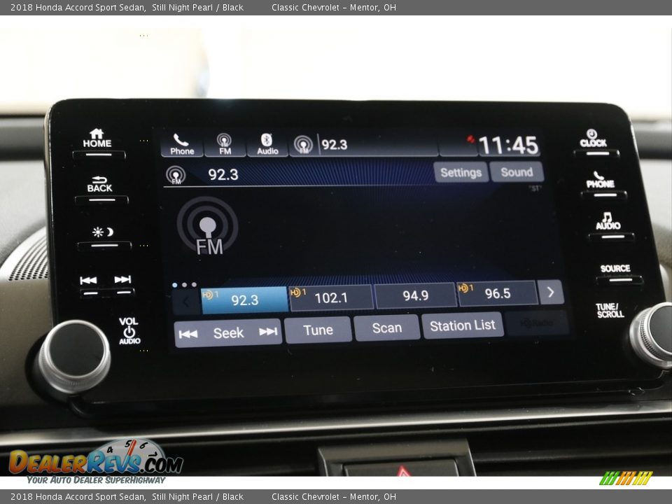 Controls of 2018 Honda Accord Sport Sedan Photo #11