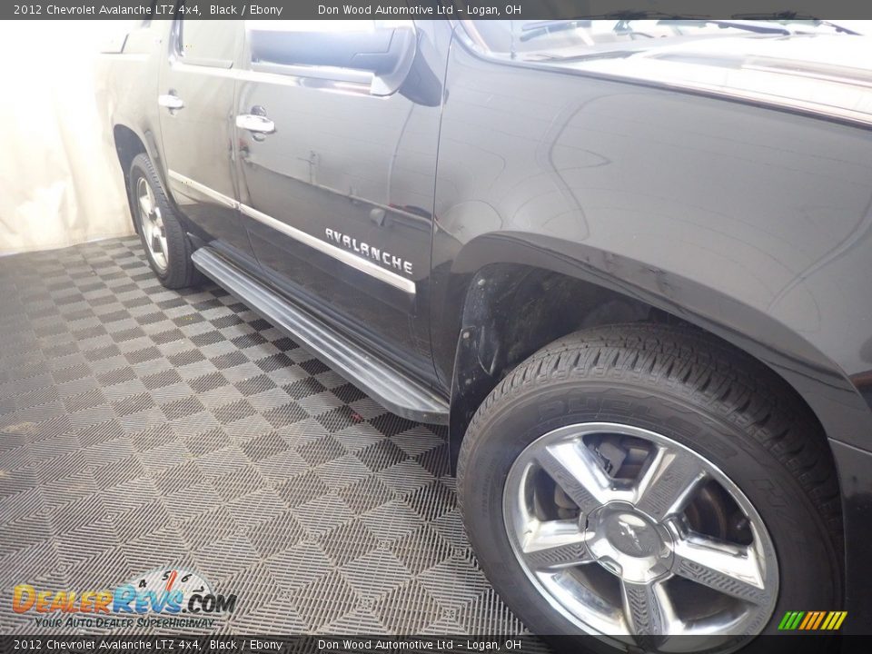 2012 Chevrolet Avalanche LTZ 4x4 Black / Ebony Photo #6