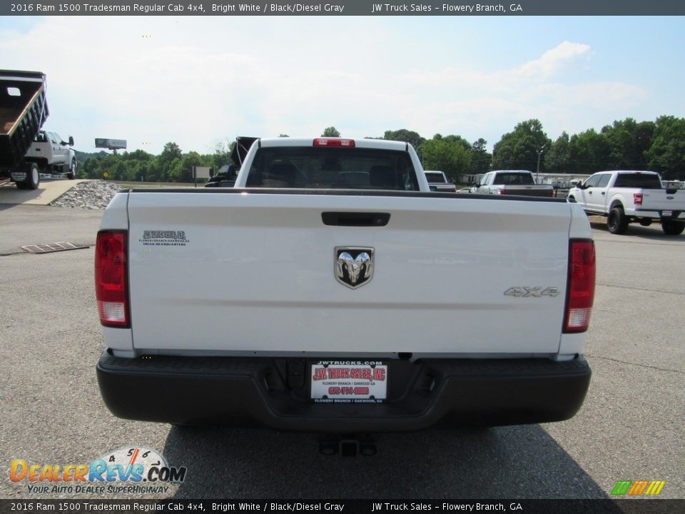 2016 Ram 1500 Tradesman Regular Cab 4x4 Bright White / Black/Diesel Gray Photo #4