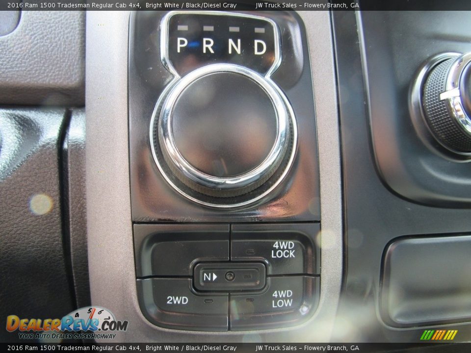 2016 Ram 1500 Tradesman Regular Cab 4x4 Shifter Photo #26