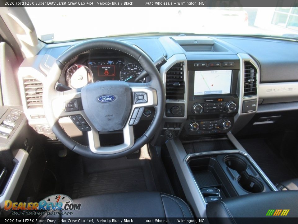 2020 Ford F250 Super Duty Lariat Crew Cab 4x4 Velocity Blue / Black Photo #15