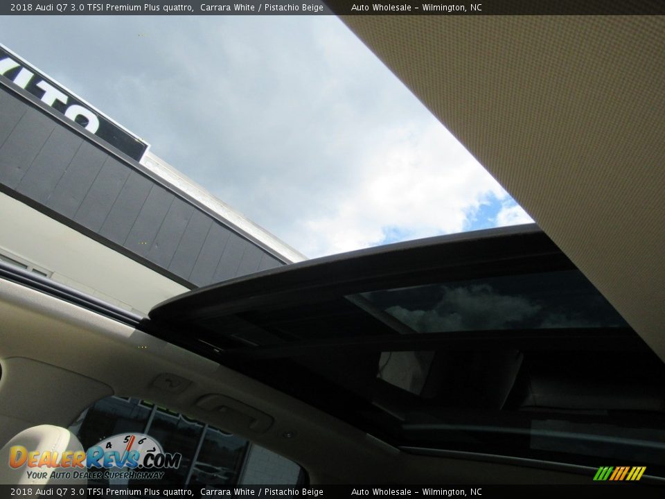 2018 Audi Q7 3.0 TFSI Premium Plus quattro Carrara White / Pistachio Beige Photo #11