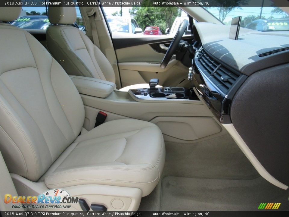 2018 Audi Q7 3.0 TFSI Premium Plus quattro Carrara White / Pistachio Beige Photo #13
