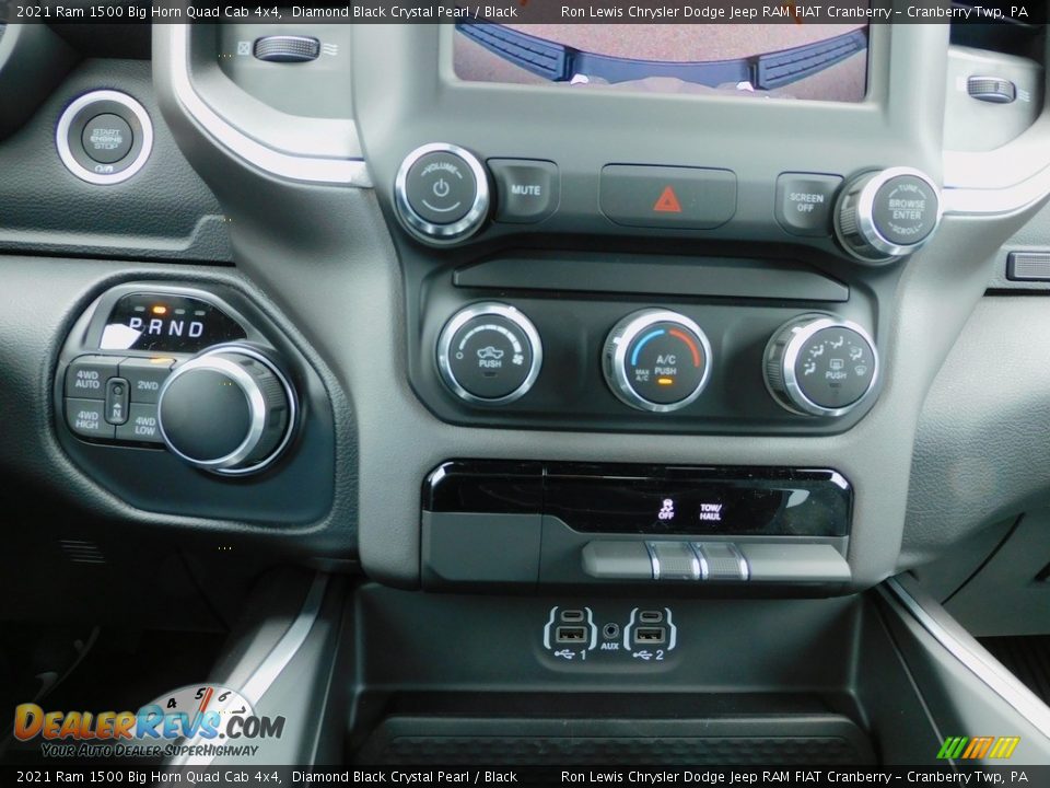 2021 Ram 1500 Big Horn Quad Cab 4x4 Diamond Black Crystal Pearl / Black Photo #18