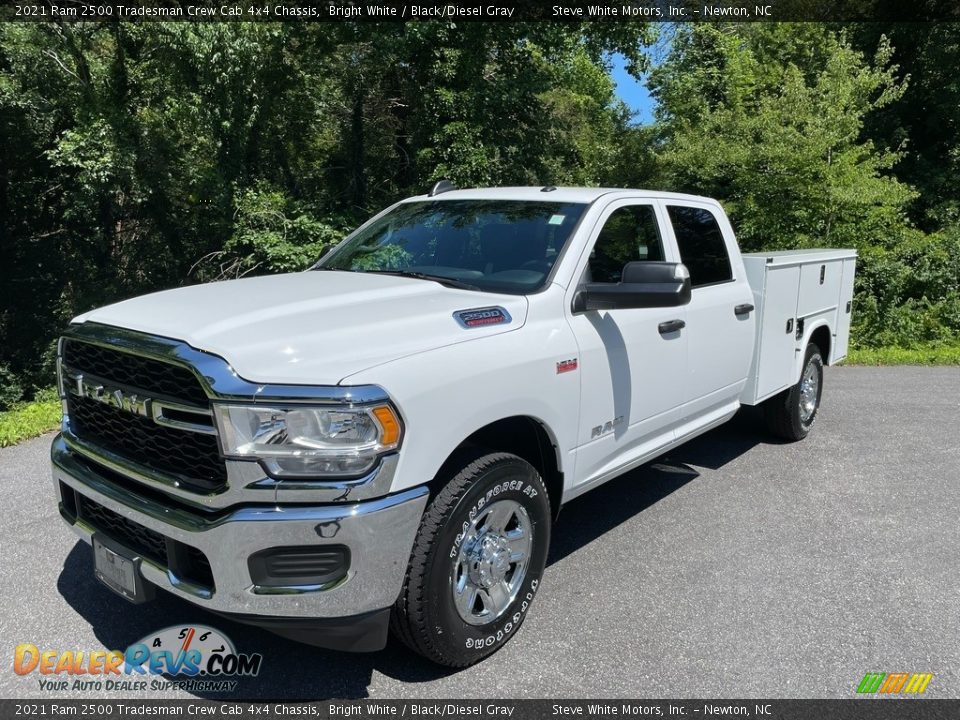 2021 Ram 2500 Tradesman Crew Cab 4x4 Chassis Bright White / Black/Diesel Gray Photo #2