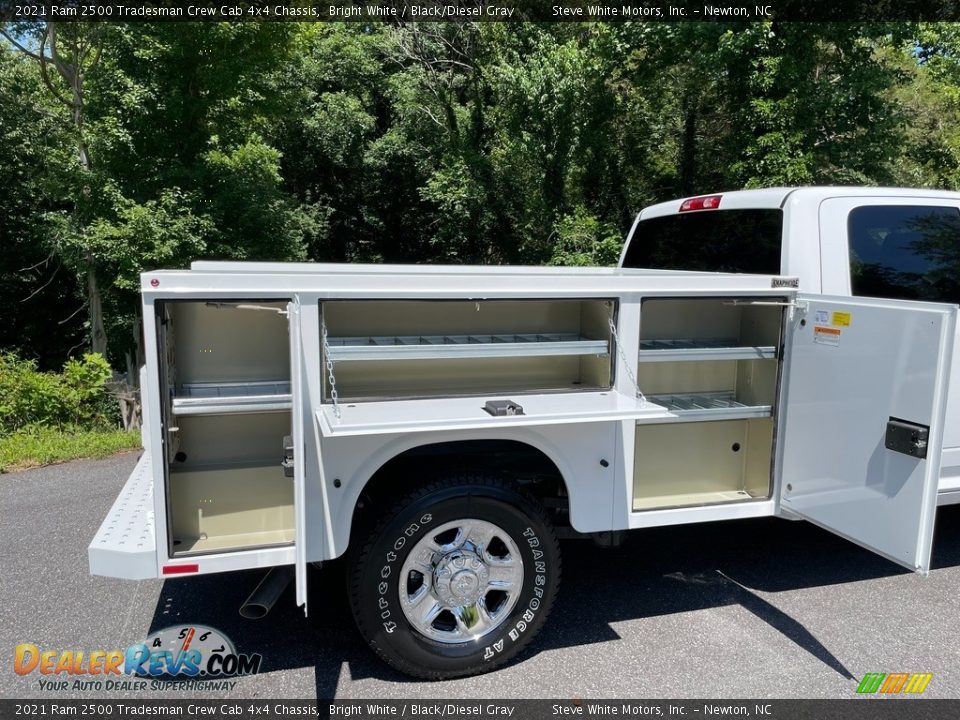 2021 Ram 2500 Tradesman Crew Cab 4x4 Chassis Bright White / Black/Diesel Gray Photo #7