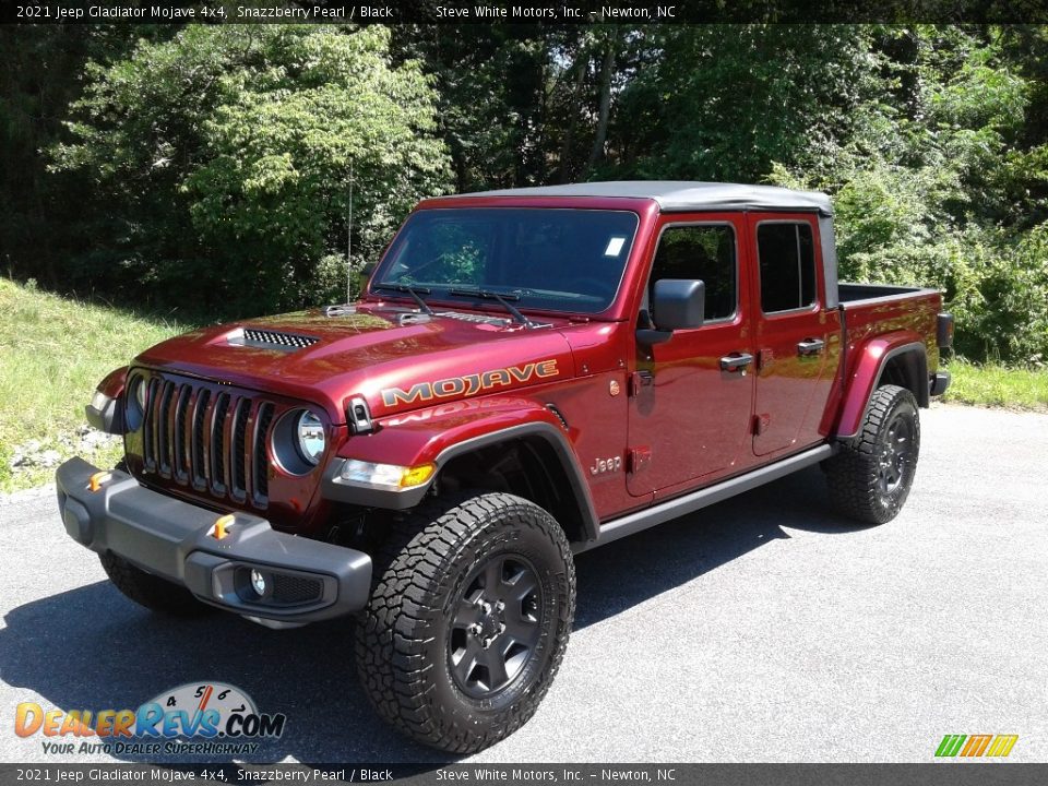 2021 Jeep Gladiator Mojave 4x4 Snazzberry Pearl / Black Photo #2