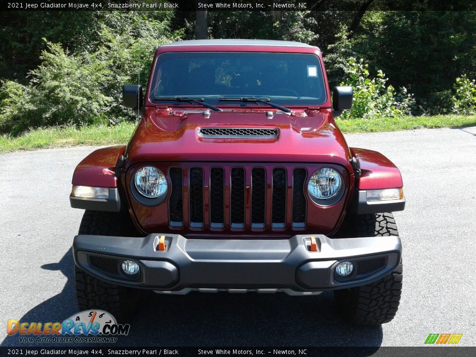 2021 Jeep Gladiator Mojave 4x4 Snazzberry Pearl / Black Photo #3