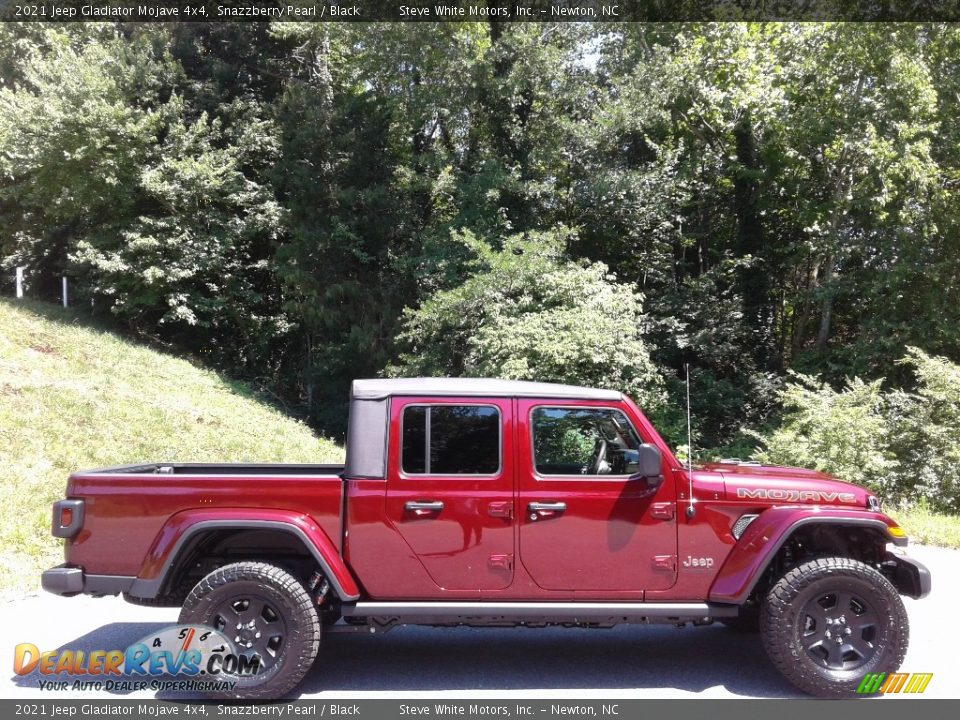 2021 Jeep Gladiator Mojave 4x4 Snazzberry Pearl / Black Photo #5