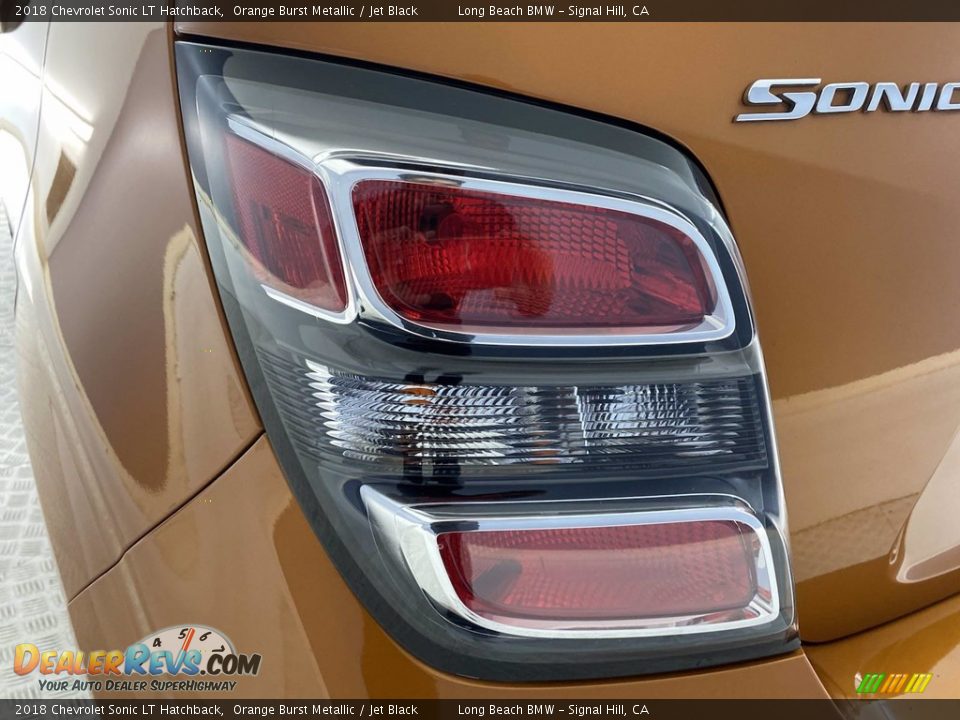 2018 Chevrolet Sonic LT Hatchback Orange Burst Metallic / Jet Black Photo #9