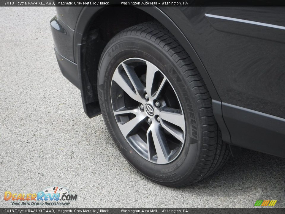 2018 Toyota RAV4 XLE AWD Magnetic Gray Metallic / Black Photo #9