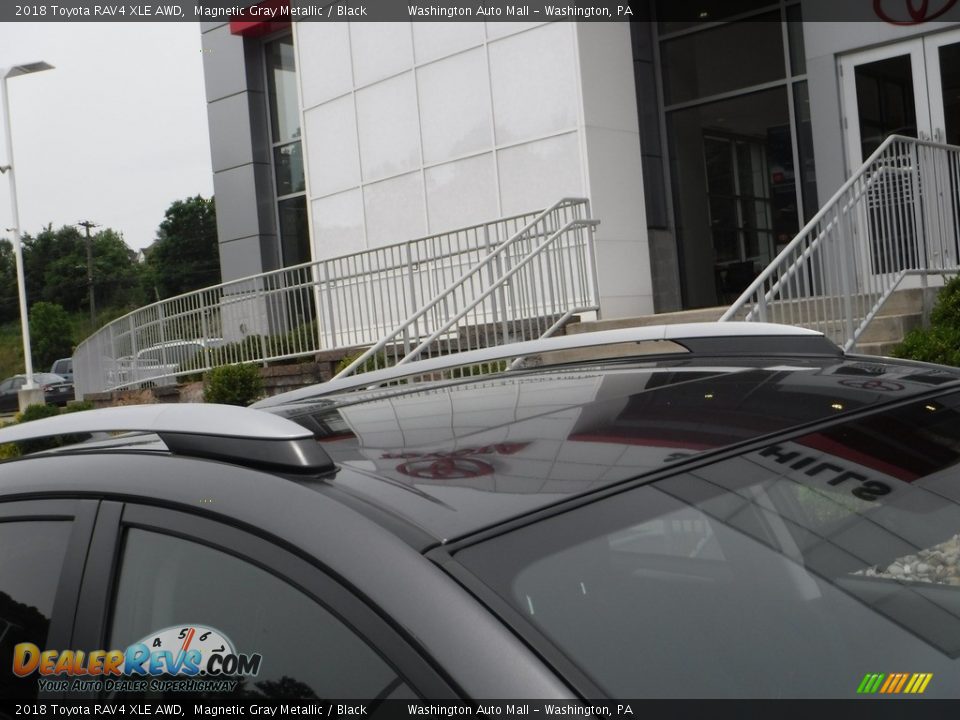 2018 Toyota RAV4 XLE AWD Magnetic Gray Metallic / Black Photo #10