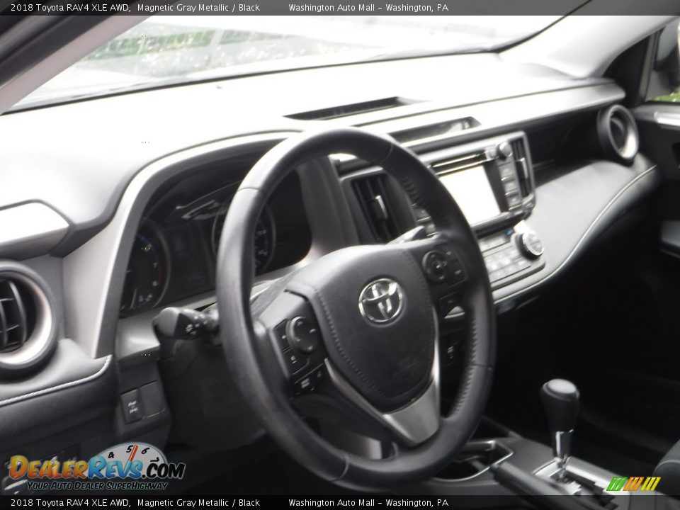 2018 Toyota RAV4 XLE AWD Magnetic Gray Metallic / Black Photo #19