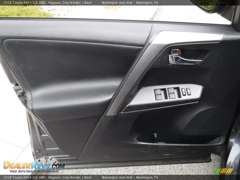 2018 Toyota RAV4 XLE AWD Magnetic Gray Metallic / Black Photo #21