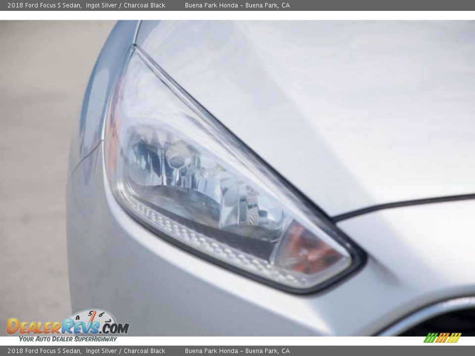 2018 Ford Focus S Sedan Ingot Silver / Charcoal Black Photo #8