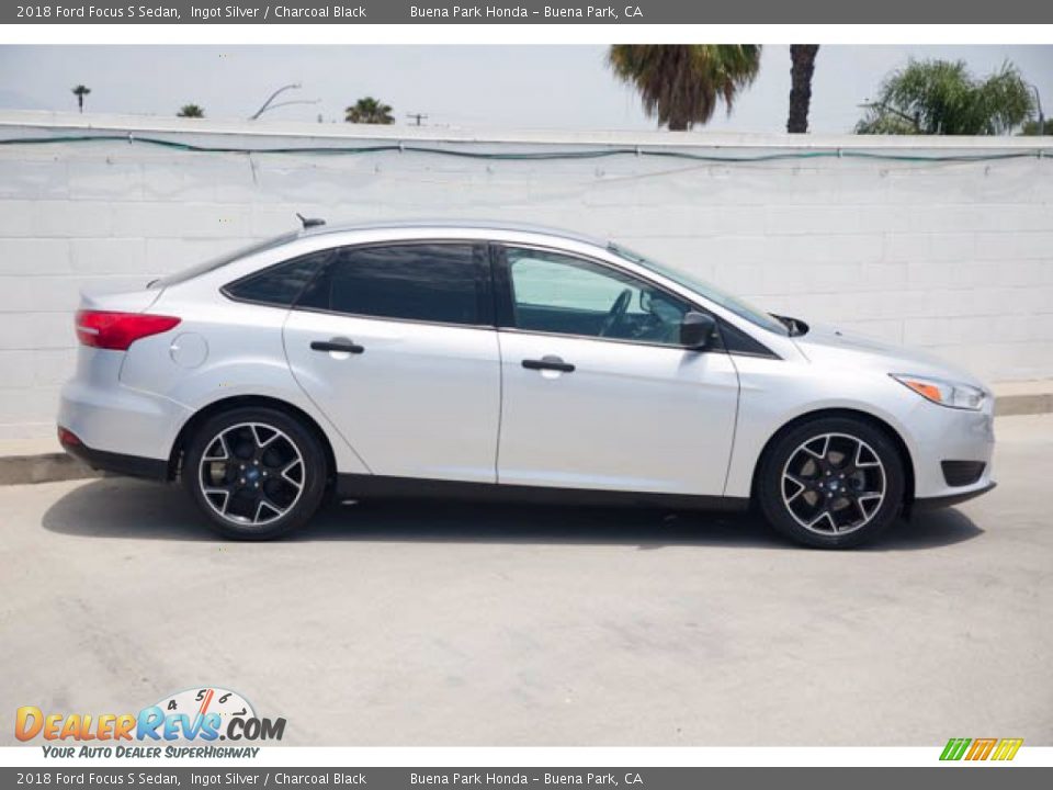 2018 Ford Focus S Sedan Ingot Silver / Charcoal Black Photo #14