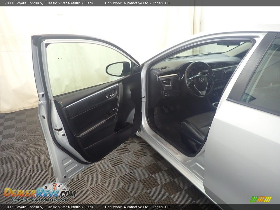 2014 Toyota Corolla S Classic Silver Metallic / Black Photo #19