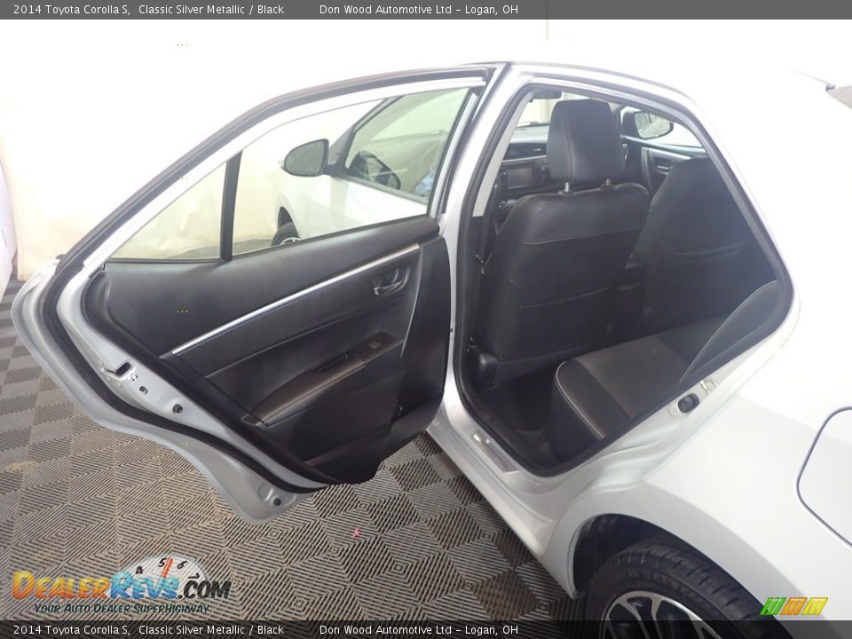 2014 Toyota Corolla S Classic Silver Metallic / Black Photo #32