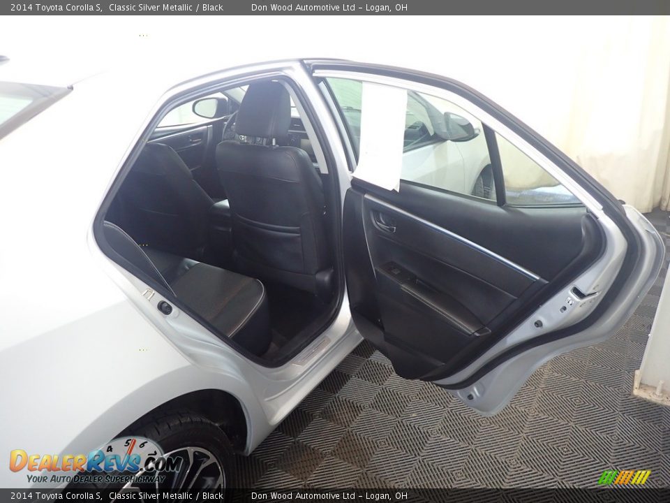 2014 Toyota Corolla S Classic Silver Metallic / Black Photo #34
