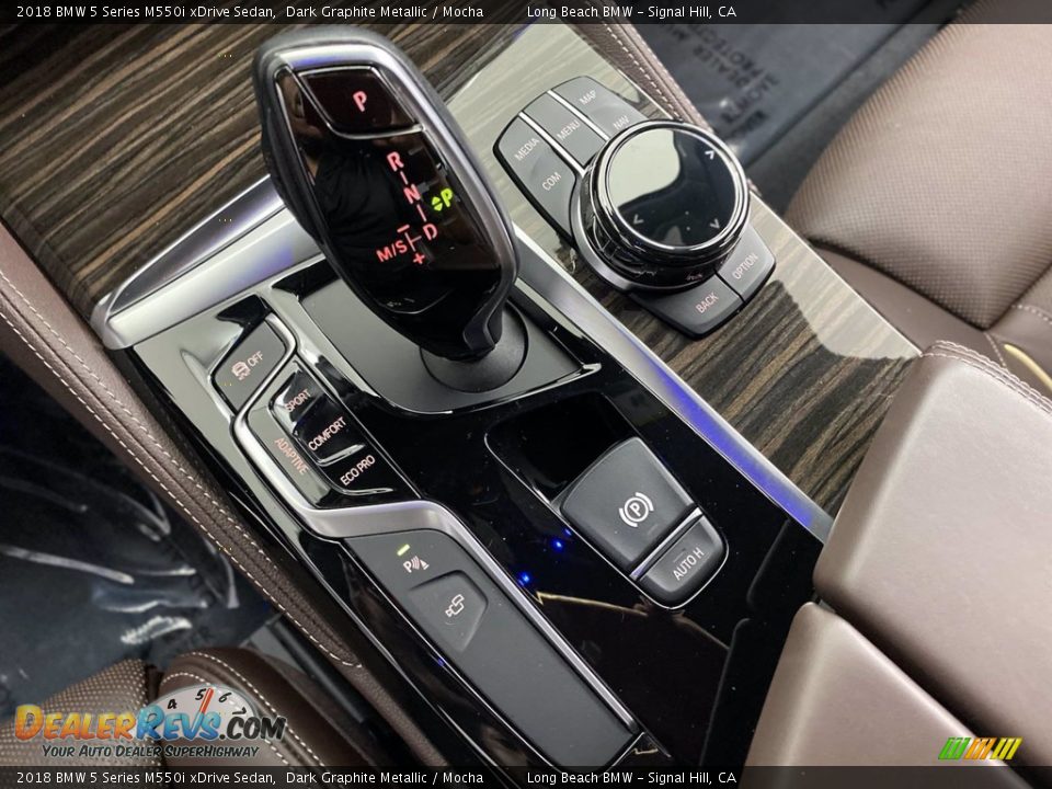 2018 BMW 5 Series M550i xDrive Sedan Shifter Photo #27