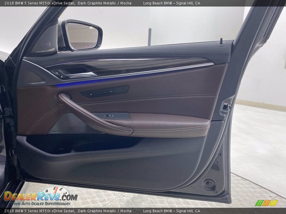 2018 BMW 5 Series M550i xDrive Sedan Dark Graphite Metallic / Mocha Photo #32
