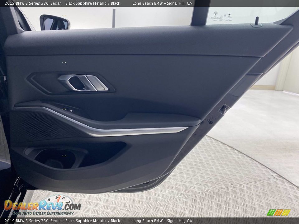 2019 BMW 3 Series 330i Sedan Black Sapphire Metallic / Black Photo #35